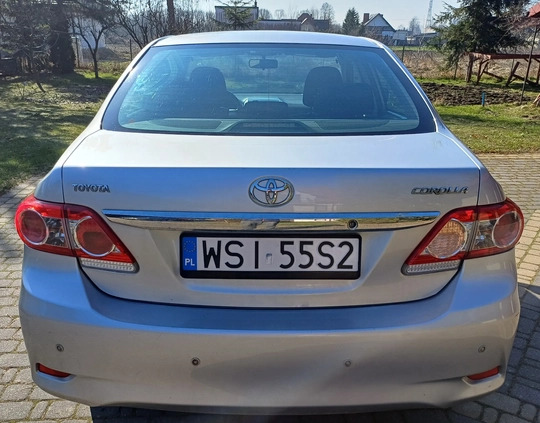 Toyota Corolla cena 22800 przebieg: 260000, rok produkcji 2011 z Nakło nad Notecią małe 16